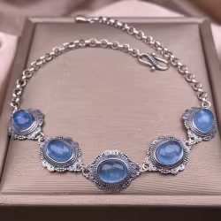 A Silver Set Multi Stone Aquamarine Bracelet