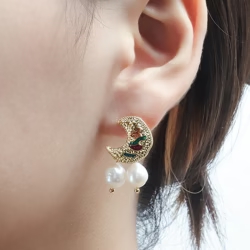 Vintage pearl earrings