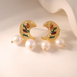 Vintage pearl earrings