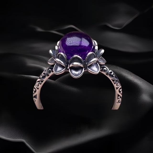 Lotus style Amethyst Ring