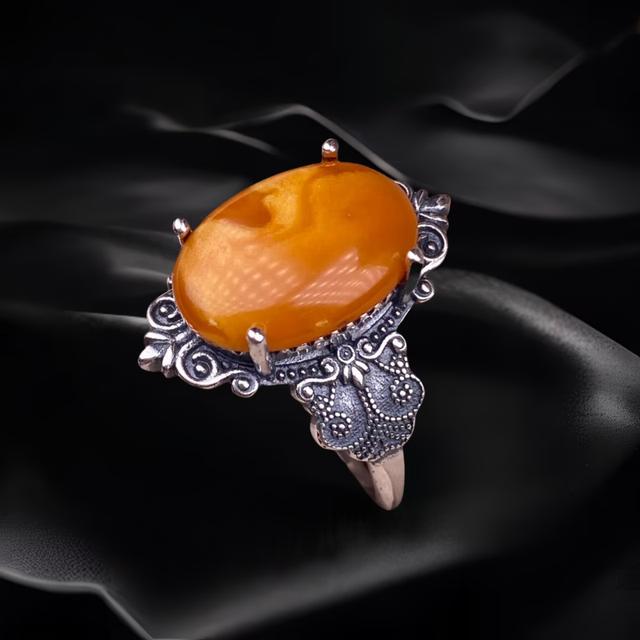 Exquisite Amber Ring