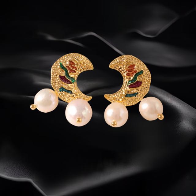 Vintage pearl earrings