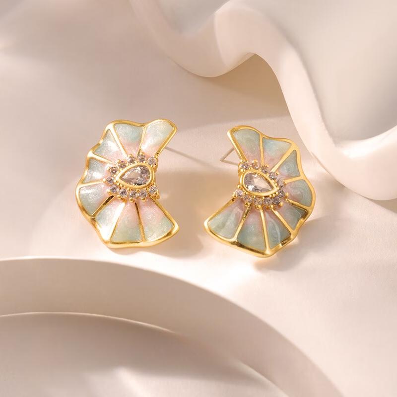 Colored stone umbrella-shaped earrings